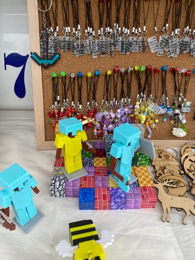 Mô hình giá treo giáp minecraft 2