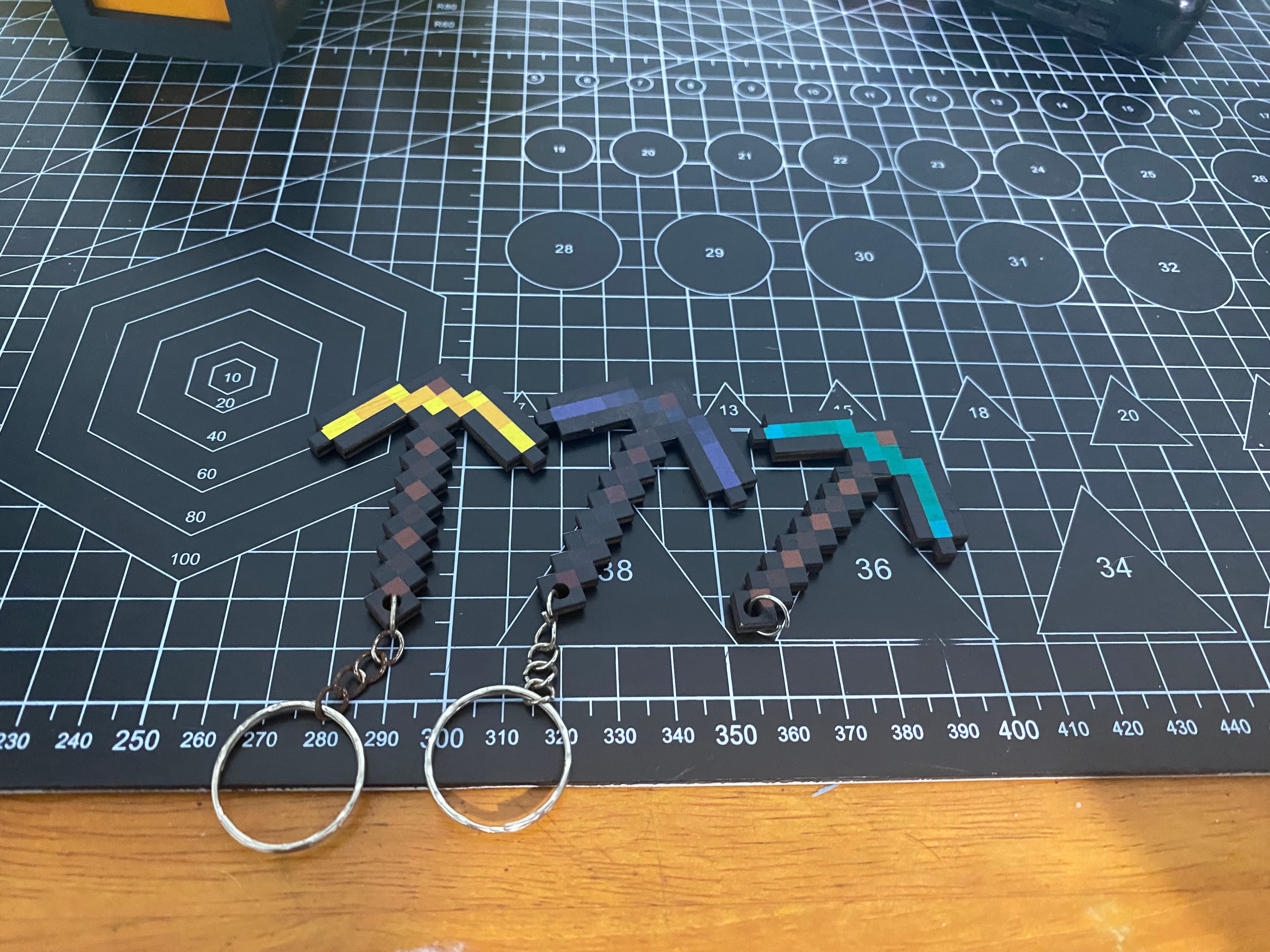 Pickaxe vàng, kc, nether minecraft