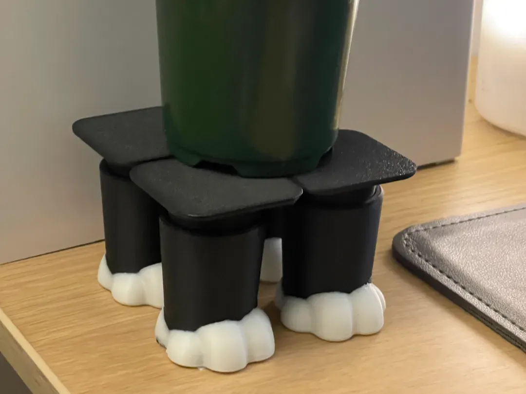 Chân Mèo Decor kê bàn